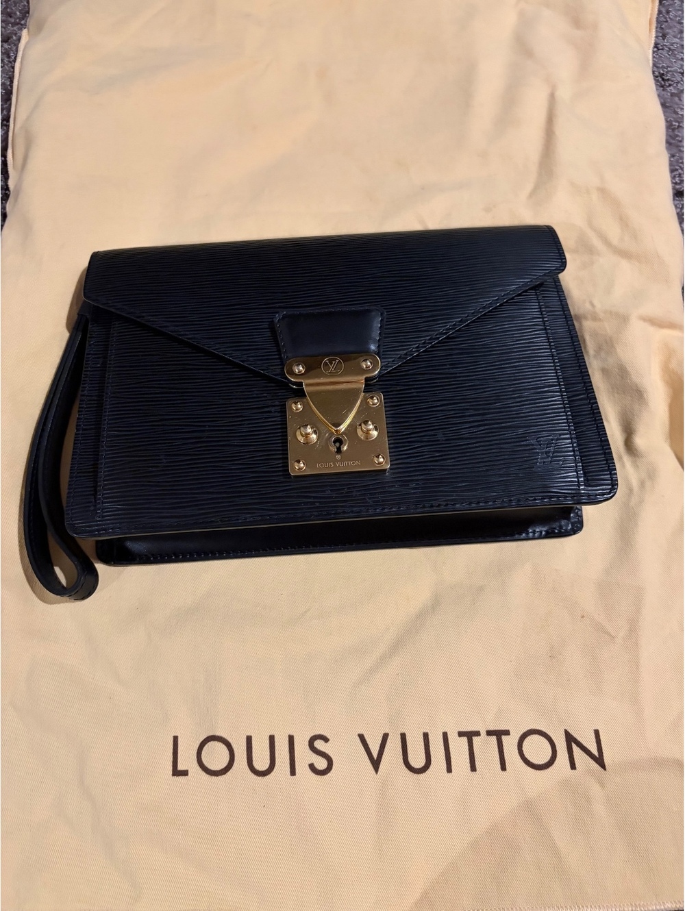 Louis Vuitton Black Epi Leather Pochette Sellier Dragonne NWOT
